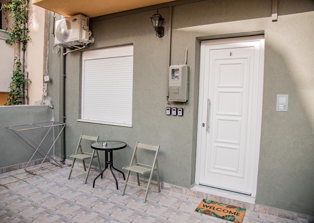 Athina Secret Apartments Adults Only Heraclión Exterior foto